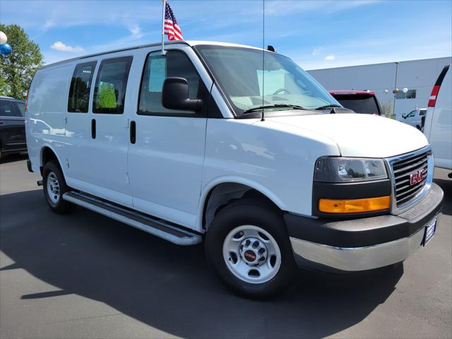 2022 GMC Savana Cargo RWD 2500 Regular Wheelbase Work Van