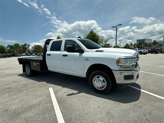 2024 RAM Ram 3500 Chassis Cab RAM 3500 TRADESMAN CREW CAB CHASSIS 4X4 60 CA