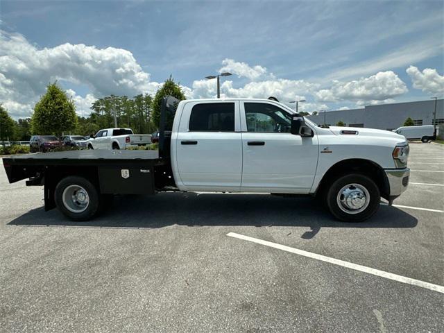 2024 RAM Ram 3500 Chassis Cab RAM 3500 TRADESMAN CREW CAB CHASSIS 4X4 60 CA