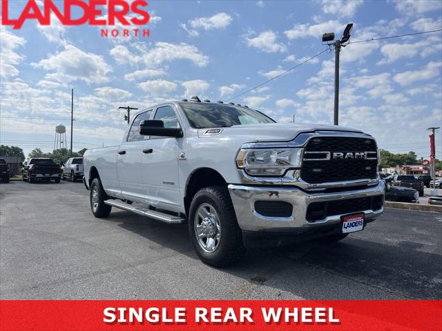 2022 RAM 3500 Tradesman Crew Cab 4x4 8 Box