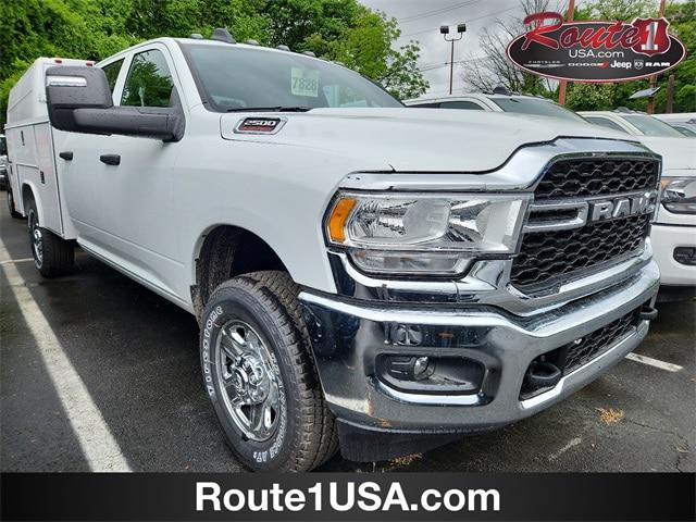 2024 RAM Ram 2500 RAM 2500 TRADESMAN CREW CAB 4X4 8 BOX