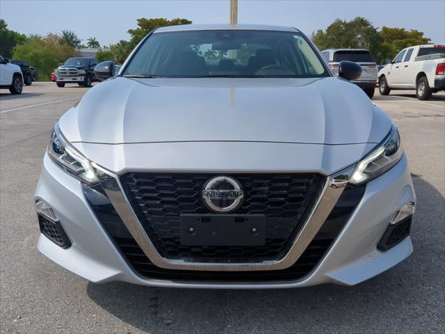 2022 Nissan Altima SR FWD