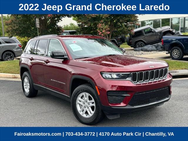 2022 Jeep Grand Cherokee Laredo 4x4