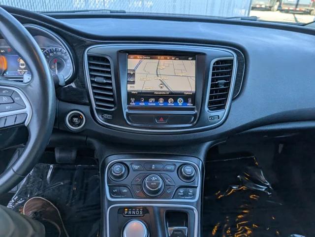 2015 Chrysler 200 C