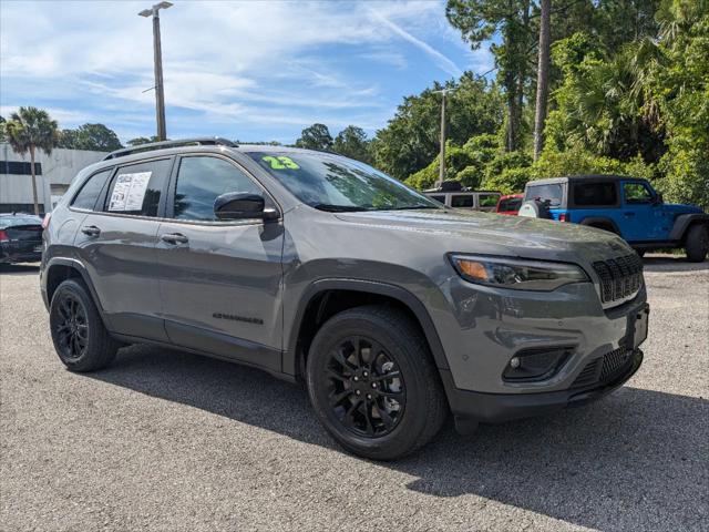 2023 Jeep Cherokee Altitude Lux 4x4