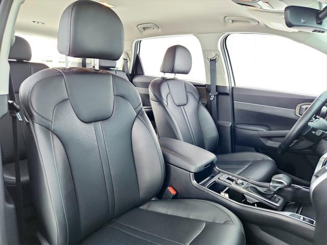 2023 Kia Sorento EX