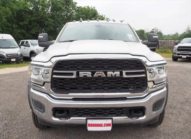 2024 RAM Ram 5500 Chassis Cab RAM 5500 TRADESMAN CHASSIS CREW CAB 4X4 84 CA