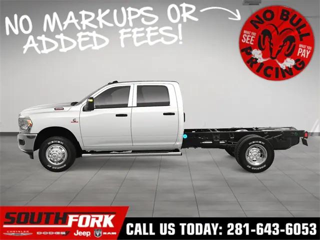 2024 RAM Ram 3500 Chassis Cab RAM 3500 TRADESMAN CREW CAB CHASSIS 4X4 60 CA