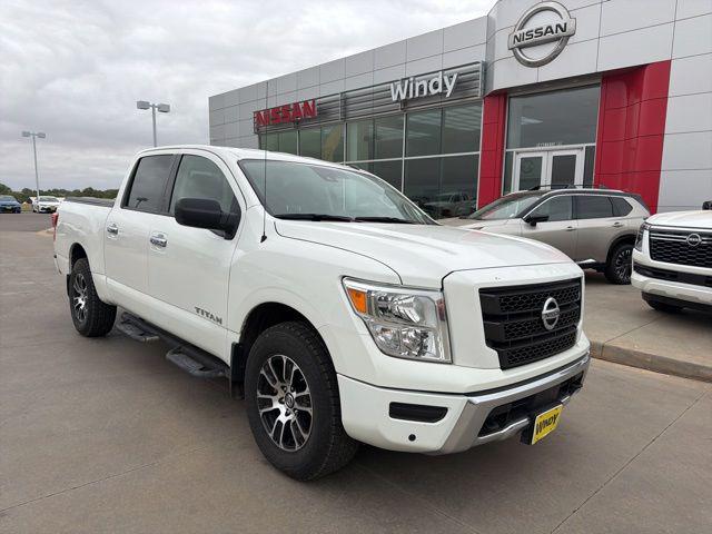 2021 Nissan Titan Crew Cab SV 4x4 for sale in Elk City, OK
