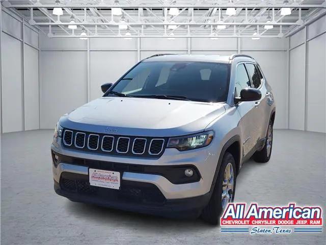 2024 Jeep Compass COMPASS LATITUDE LUX 4X4