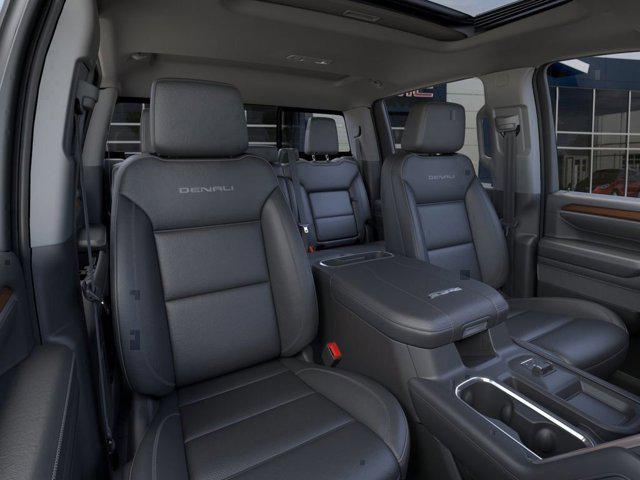 2024 GMC Sierra 2500HD 4WD Crew Cab Standard Bed Denali