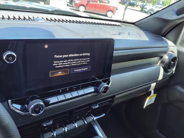 2024 Chevrolet Colorado 2WD WT
