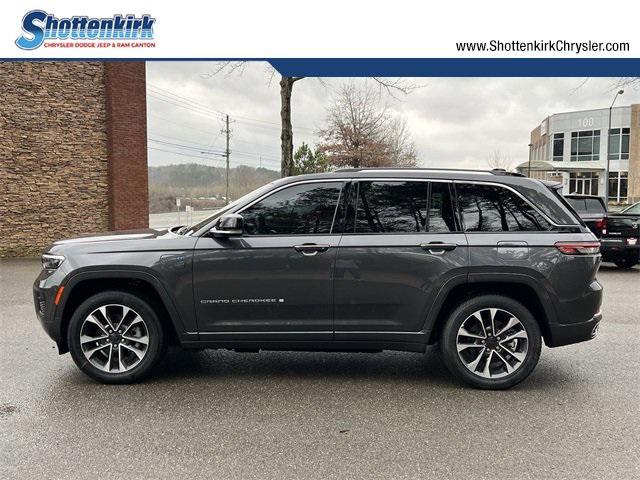 2022 Jeep Grand Cherokee 4xe Overland 4x4