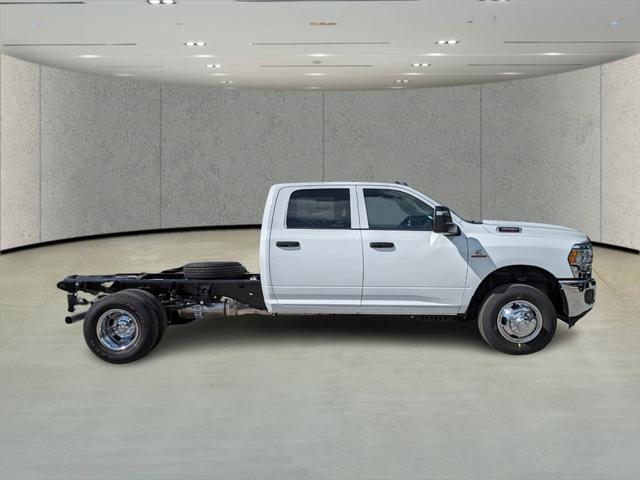 2024 RAM Ram 3500 Chassis Cab RAM 3500 TRADESMAN CREW CAB CHASSIS 4X4 60 CA