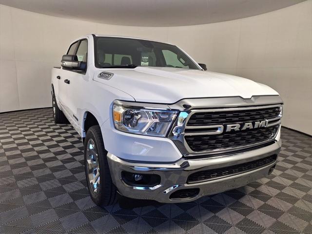 2024 RAM Ram 1500 RAM 1500 BIG HORN CREW CAB 4X2 64 BOX