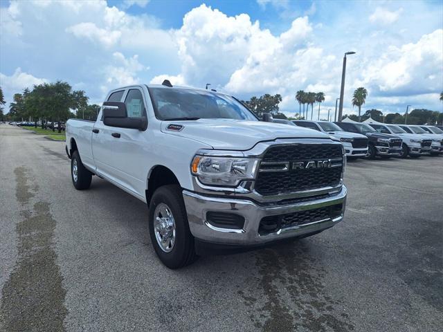 2024 RAM Ram 2500 RAM 2500 TRADESMAN CREW CAB 4X4 8 BOX