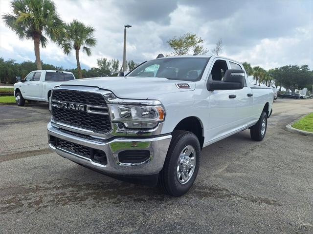 2024 RAM Ram 2500 RAM 2500 TRADESMAN CREW CAB 4X4 8 BOX