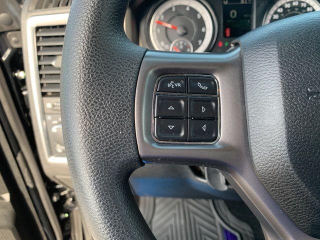 2022 Ram 1500 Classic SLT Crew Cab 4x2 5'7" Box