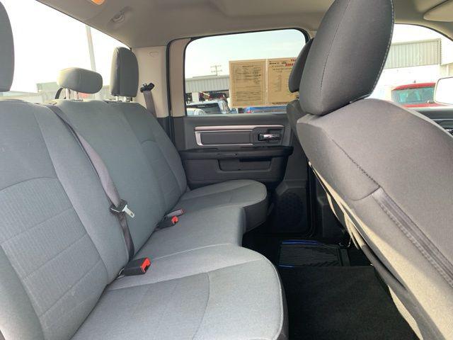 2022 Ram 1500 Classic SLT Crew Cab 4x2 5'7" Box