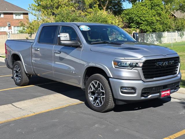 2025 RAM Ram 1500 RAM 1500 LARAMIE CREW CAB 4X4 64 BOX