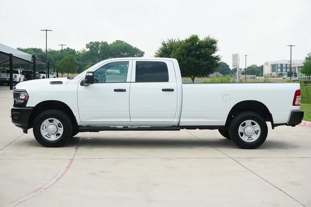 2023 RAM 3500 Tradesman Crew Cab 4x4 8 Box