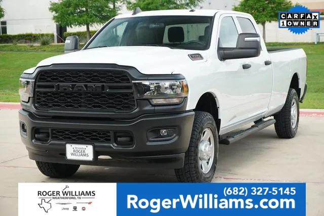 2023 RAM 3500 Tradesman Crew Cab 4x4 8 Box