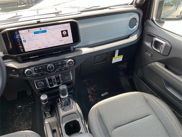 2024 Jeep Wrangler WRANGLER 4-DOOR SAHARA