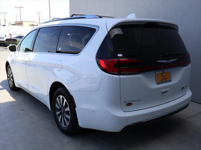 2021 Chrysler Pacifica Hybrid Touring L