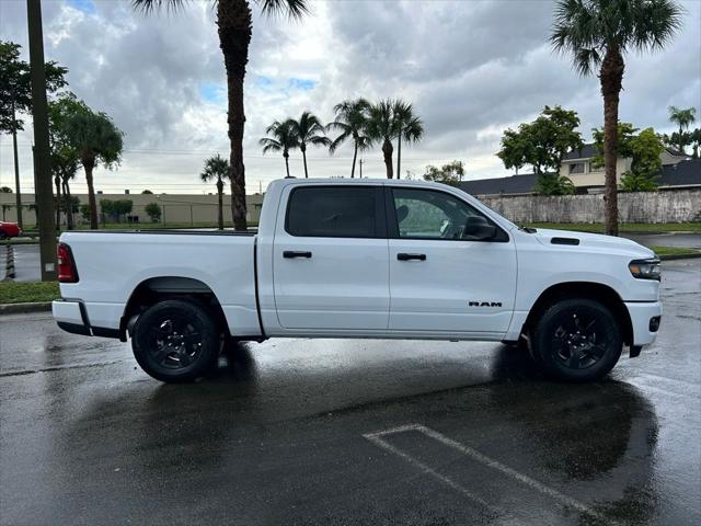 2025 RAM Ram 1500 RAM 1500 TRADESMAN CREW CAB 4X2 57 BOX