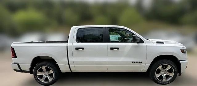 2025 RAM Ram 1500 RAM 1500 TRADESMAN CREW CAB 4X4 57 BOX