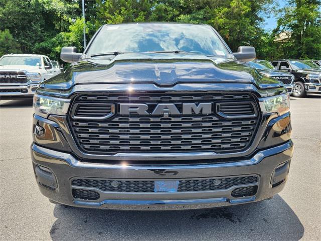 2025 RAM Ram 1500 RAM 1500 TRADESMAN QUAD CAB 4X2 64 BOX