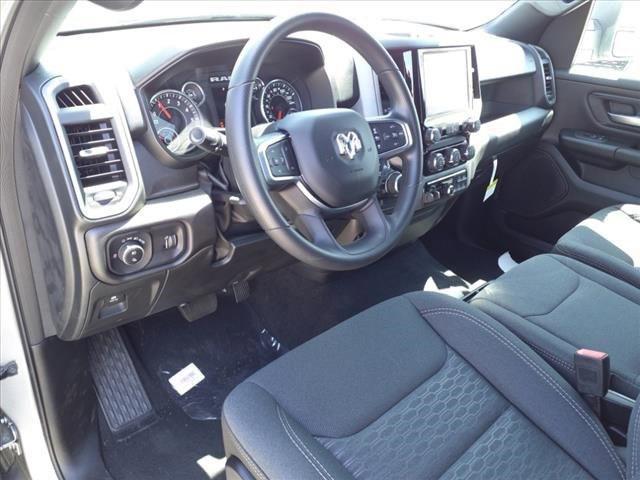 2025 RAM Ram 1500 RAM 1500 TRADESMAN CREW CAB 4X4 57 BOX