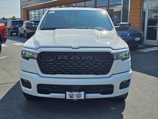 2025 RAM Ram 1500 RAM 1500 TRADESMAN CREW CAB 4X4 57 BOX