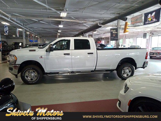 2024 RAM Ram 2500 RAM 2500 TRADESMAN CREW CAB 4X4 8 BOX