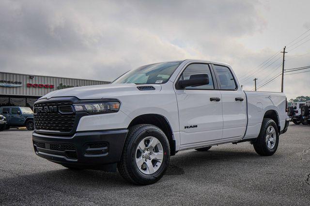 2025 RAM Ram 1500 RAM 1500 TRADESMAN QUAD CAB 4X2 64 BOX