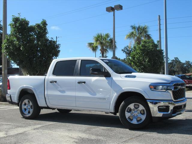 2025 RAM Ram 1500 RAM 1500 BIG HORN CREW CAB 4X2 57 BOX