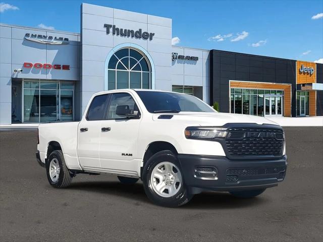 2025 RAM Ram 1500 RAM 1500 TRADESMAN QUAD CAB 4X4 64 BOX