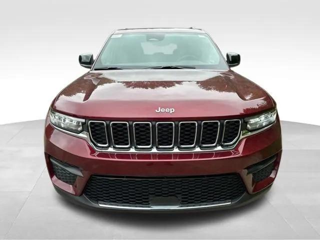 2024 Jeep Grand Cherokee GRAND CHEROKEE LAREDO X 4X4