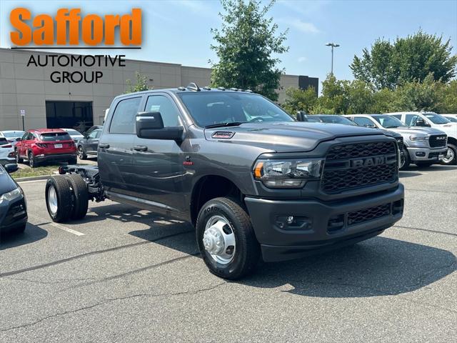 2024 RAM Ram 3500 Chassis Cab RAM 3500 TRADESMAN CREW CAB CHASSIS 4X2 60 CA