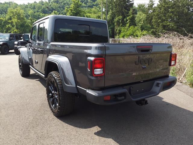 2024 Jeep Gladiator GLADIATOR NIGHTHAWK 4X4