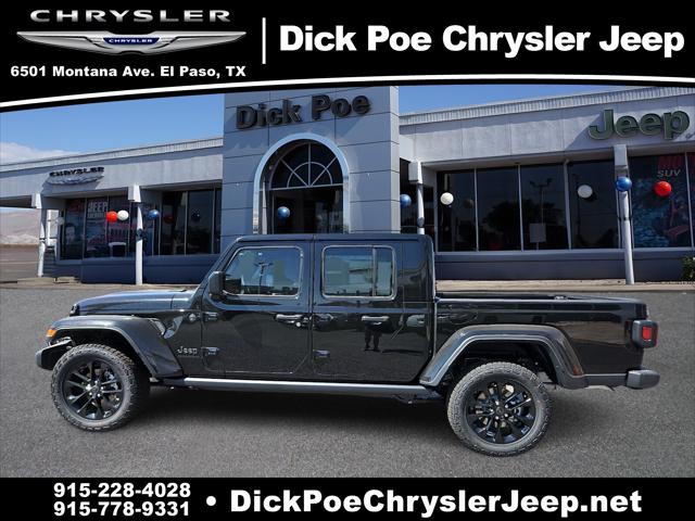 2024 Jeep Gladiator GLADIATOR NIGHTHAWK 4X4