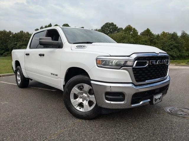 2025 RAM Ram 1500 RAM 1500 TRADESMAN CREW CAB 4X2 57 BOX