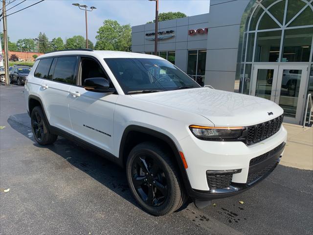 2024 Jeep Grand Cherokee GRAND CHEROKEE L LIMITED 4X4