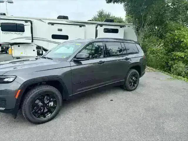 2024 Jeep Grand Cherokee GRAND CHEROKEE L ALTITUDE 4X4