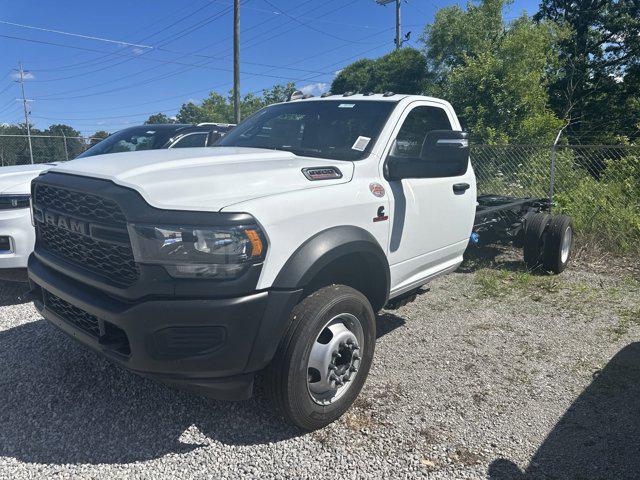 2024 RAM Ram 5500 Chassis Cab RAM 5500 TRADESMAN CHASSIS REGULAR CAB 4X2 120 CA