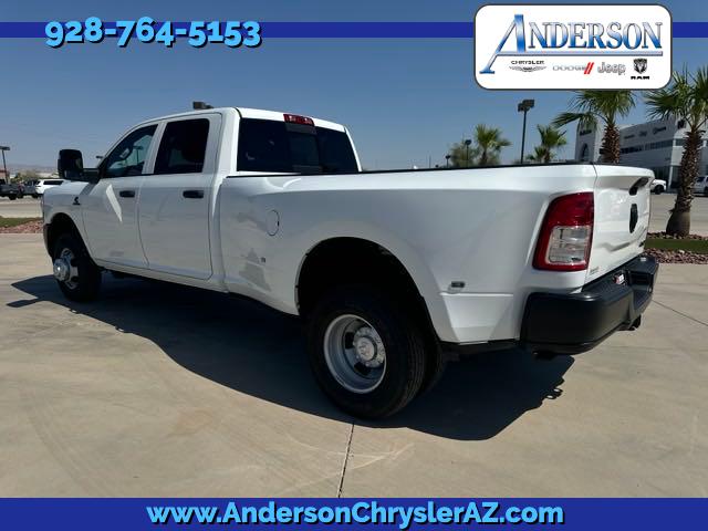 2024 RAM Ram 3500 RAM 3500 TRADESMAN CREW CAB 4X4 8 BOX