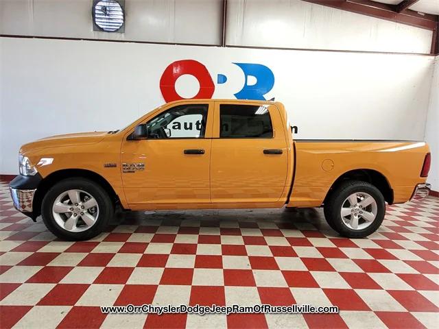 2024 RAM Ram 1500 Classic RAM 1500 CLASSIC TRADESMAN CREW CAB 4X4 64 BOX