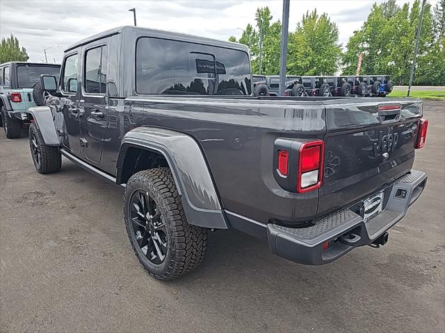 2024 Jeep Gladiator GLADIATOR NIGHTHAWK 4X4