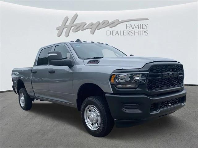 2024 RAM Ram 2500 RAM 2500 TRADESMAN CREW CAB 4X4 64 BOX