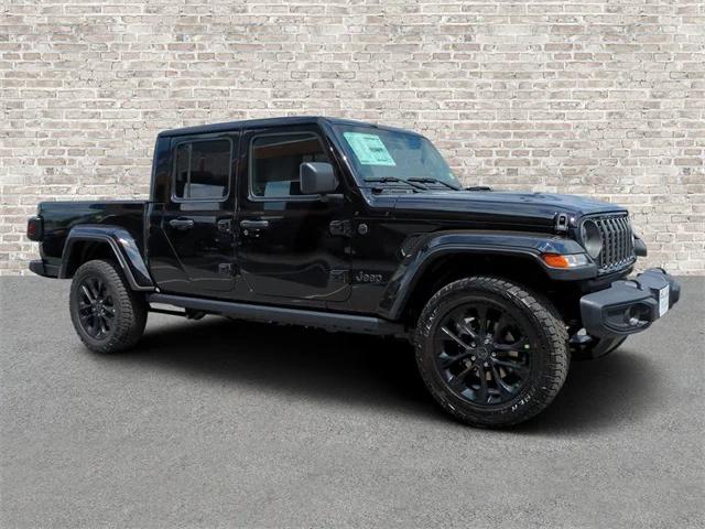 2024 Jeep Gladiator GLADIATOR NIGHTHAWK 4X4